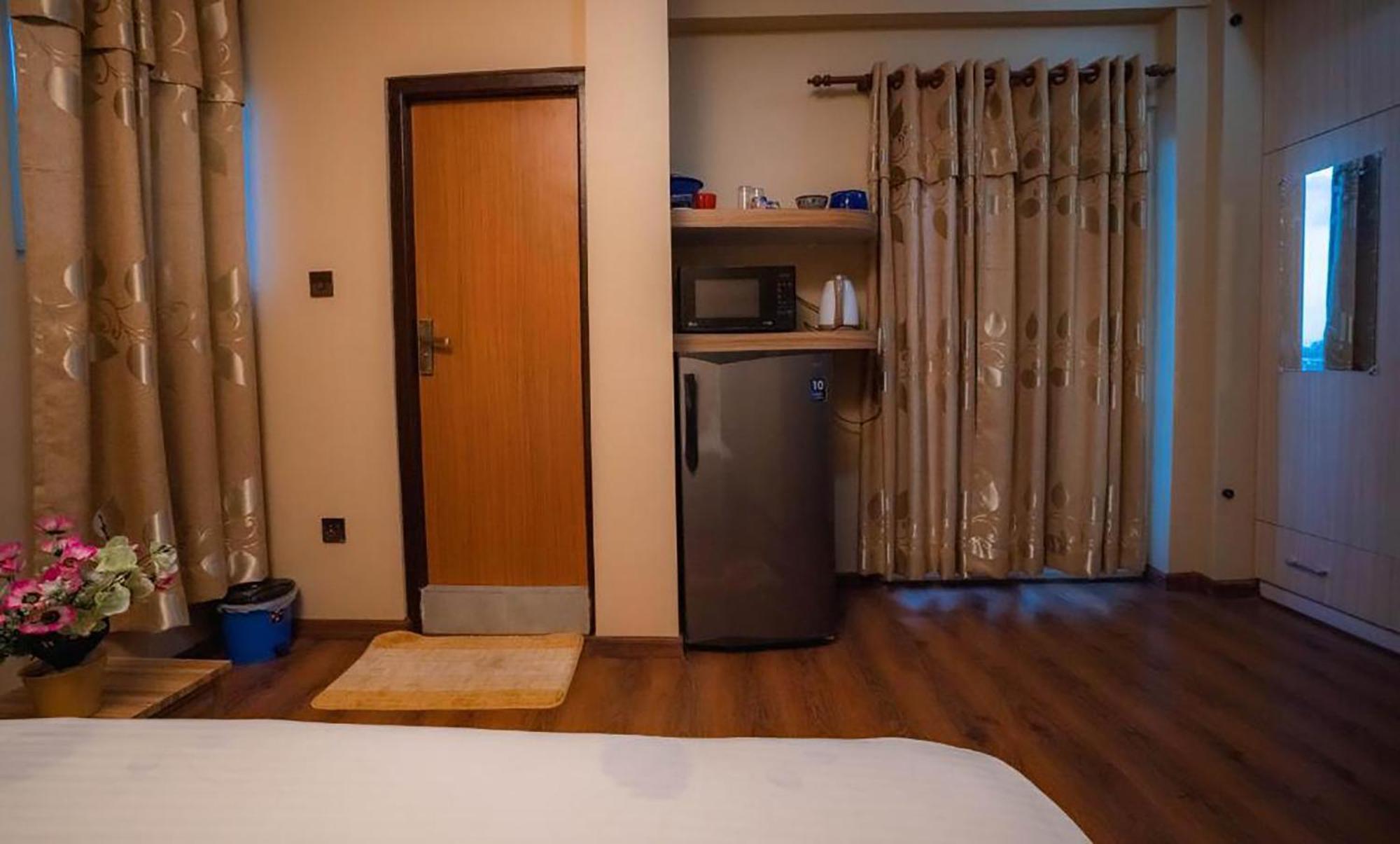 House Of Forrest, Service Apartments Kathmandu Exterior foto